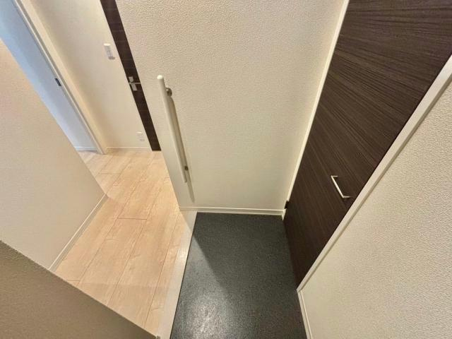 BEREO南条の玄関