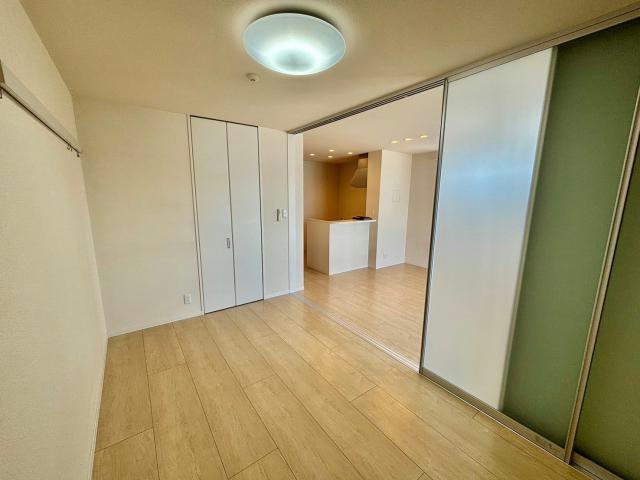 BEREO南条の洋室