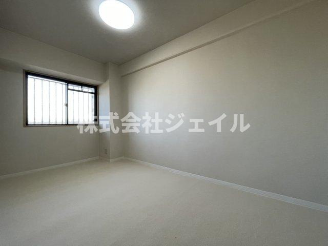 中古マンション　グリーンスクエア三田の洋室