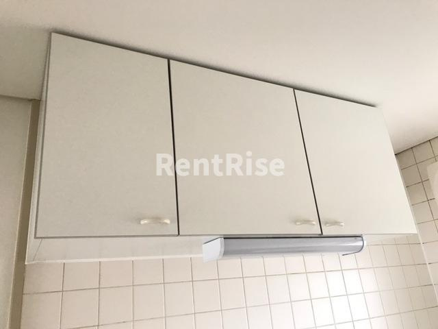 ステージニューポイント（ＳｔａｇｅＮｅｗＰｏｉｎｔ）のキッチン|キッチン吊戸棚