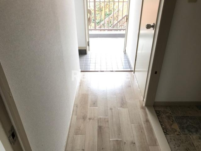 ステージニューポイント（ＳｔａｇｅＮｅｗＰｏｉｎｔ）の玄関|玄関