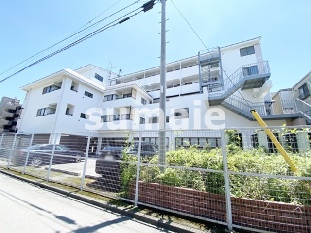 ＩＳＭ常盤の外観|駐車場側外観です。