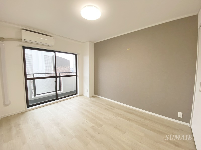 ＩＳＭ常盤の洋室|アクセントクロスのあるお部屋☆