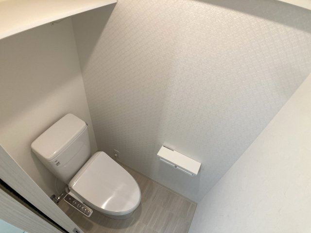 鈴蘭台ホワイトレジデンスのトイレ|温水洗浄便座付きのトイレ