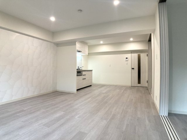 鈴蘭台ホワイトレジデンスの居間・リビング|お洒落なリビングスペース、開放感有ります