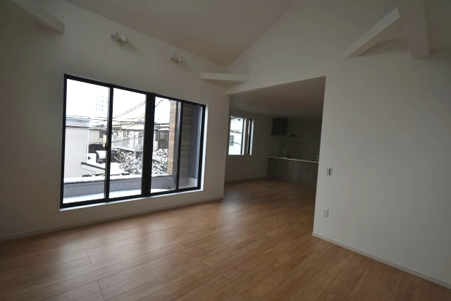 向山4丁目・新築戸建の居間・リビング