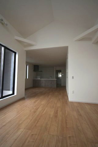 向山4丁目・新築戸建の居間・リビング