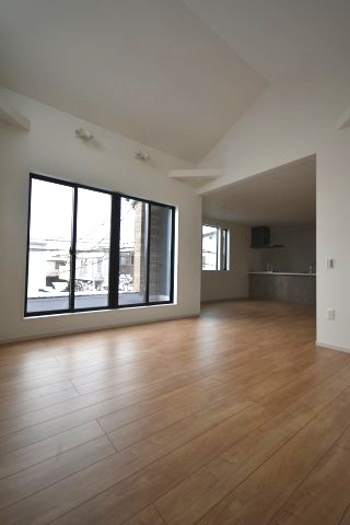 向山4丁目・新築戸建の居間・リビング