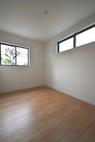 向山4丁目・新築戸建の洋室