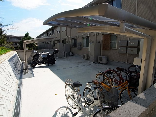 すずらんハイツのその他共用部分|駐輪スペースも完備