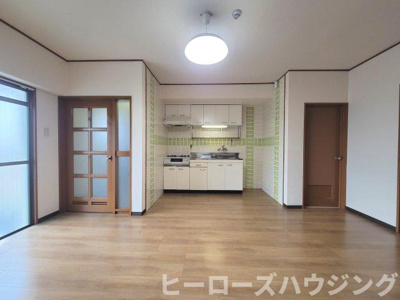 【内装】 | クラタス平野