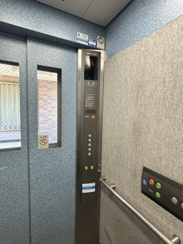 ★エレベーター（中）★
