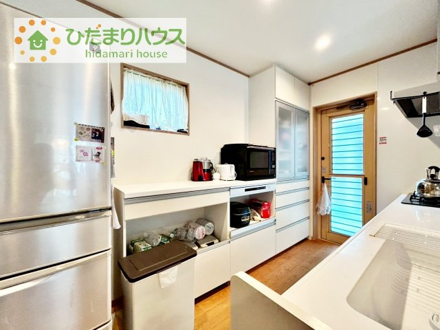 【その他】 | つくば市みどりの中央　中古戸建 | カップボード付きで食器の収納にも困りません！