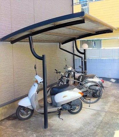 レオパレスドミール柏のその他|屋根付き駐輪場完備