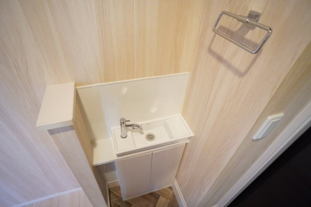 アヴニール西九条の洗面所