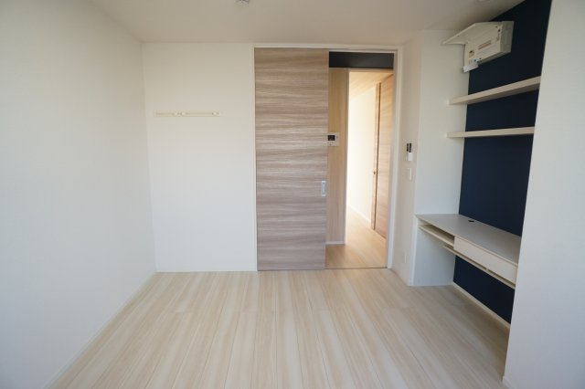 アヴニール西九条の居間・リビング