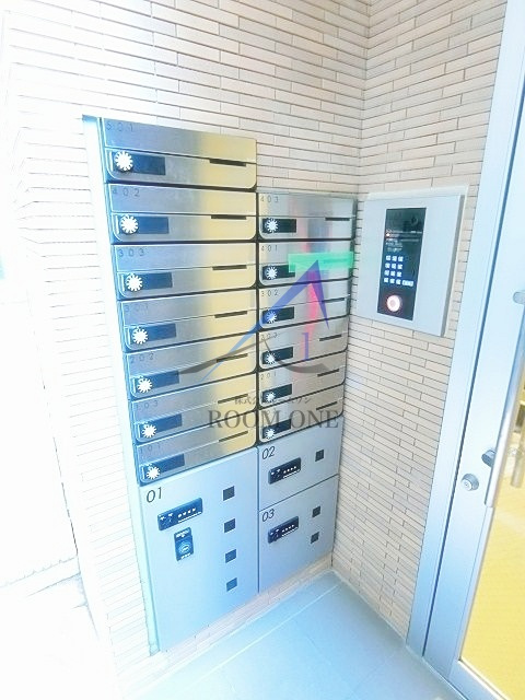 b’CASA Lazo Saiwaiのその他共用部分|集合ポストです。