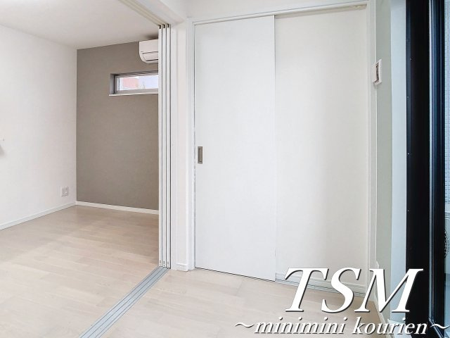 リアフラッツ香里園ＳＯＵＴＨの洋室