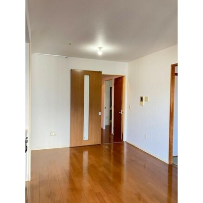 【居間・リビング】 | ベイシティ晴海スカイリンクタワー | こちらのリビングで趣味の時間をお楽しみください