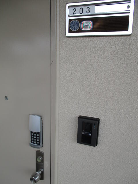 川崎市麻生区高石２丁目の賃貸マンションの玄関|※別部屋参考