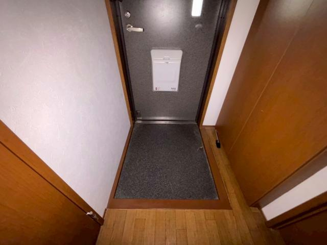 ハイム城山の玄関