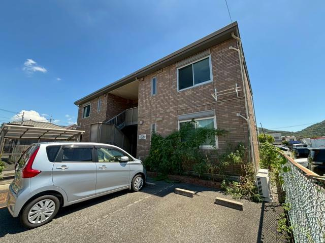 ハイム城山の外観