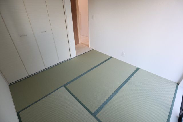 生駒市仲之町の一戸建ての和室