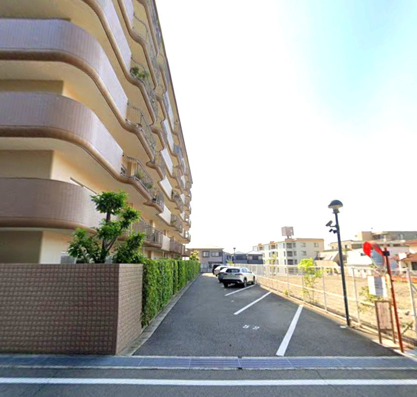 朝日ヶ丘レックスマンション1号棟の外観|▼諸費用のローンも可能▼
～住宅ローン無料相談会～
　ネット銀行・地銀等、あらゆる銀行に精通した
　ローンアドバイザーが担当させていただきます。