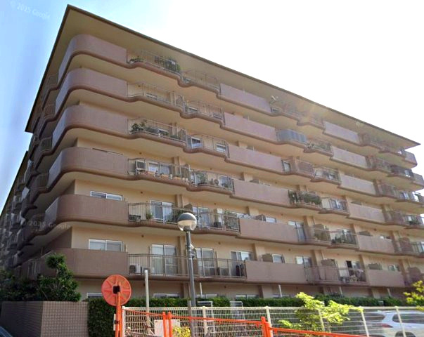 朝日ヶ丘レックスマンション1号棟の外観|100.85㎡の専有面積でゆったりと暮らすことができる物件です