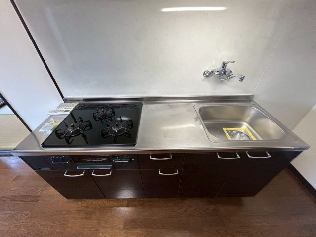 アーバンコート西条のキッチン