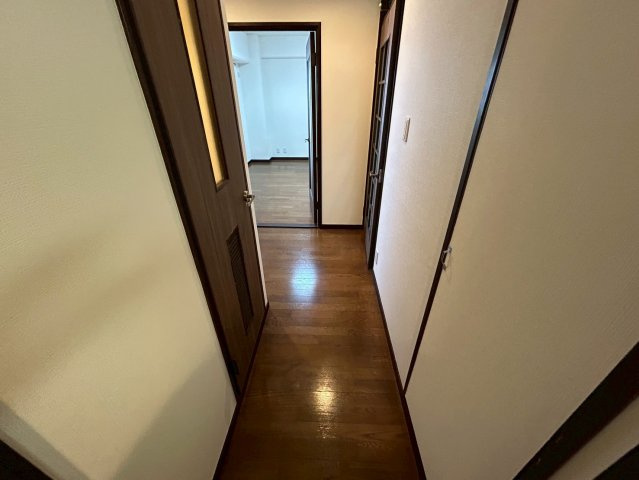 アーバンコート西条の内装