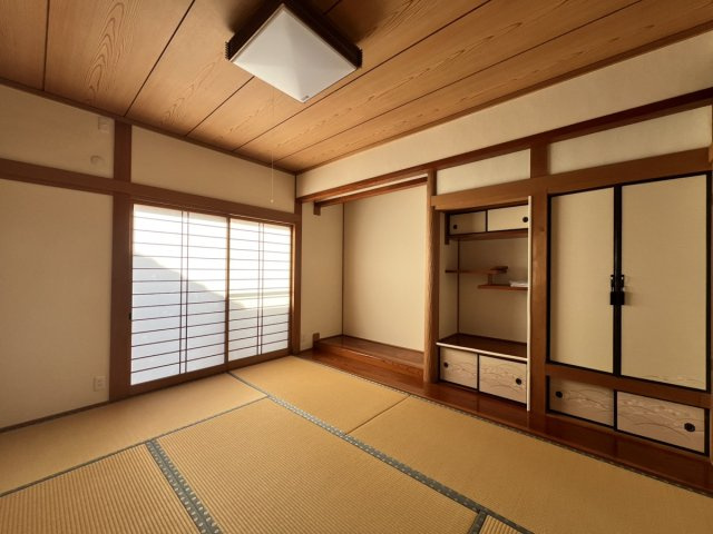 植柳元町戸建ての和室