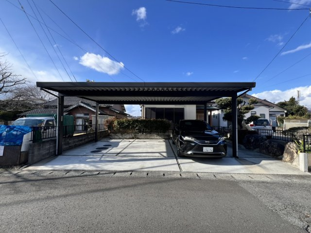 植柳元町戸建ての駐車場
