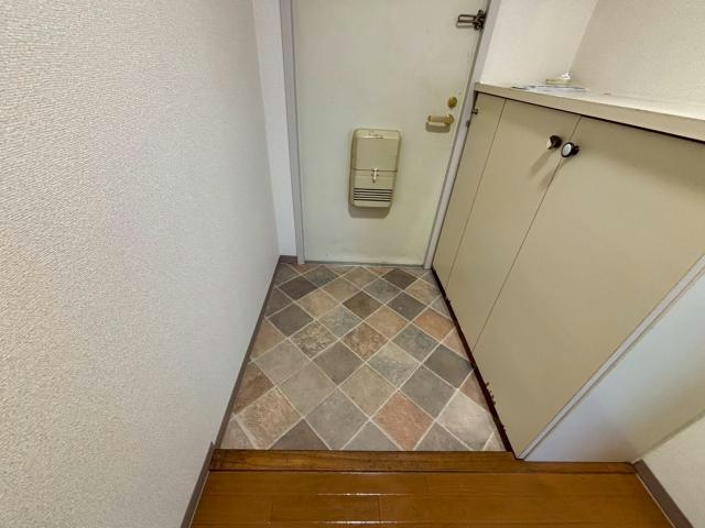 クリーンピア広畑夢前川の玄関