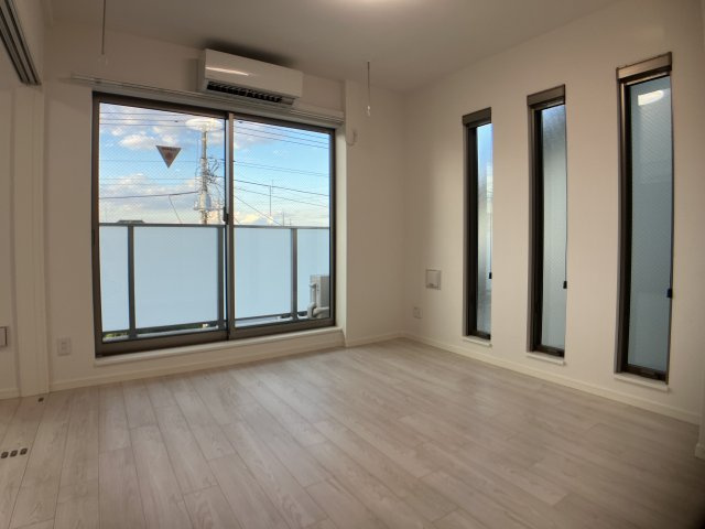 CLIVIA八幡の居間・リビング