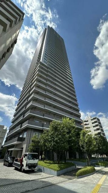 ルネッサンスタワー上野池之端の外観