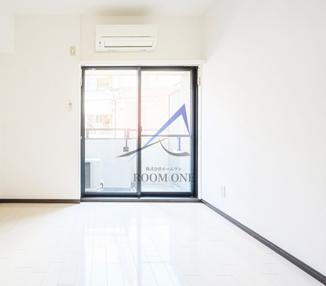 Rising Place 桜木町の居間・リビング|洋室のお部屋です。