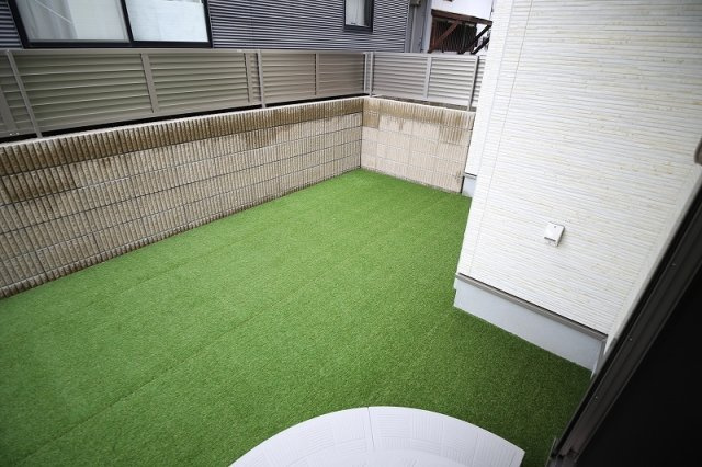 フルール花畑のその他|☆広々専用庭♪　出てリフレッシュ♪角部屋