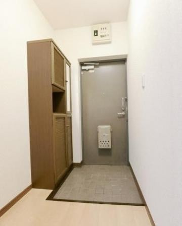 サンライズ那珂川の玄関|【人気シリーズ物件】大型シューズクロークも有り、これだけあれば安心！靴もたくさん収納できます♪