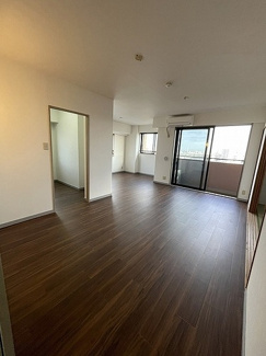 【居間・リビング】 | ライオンズステーションプラザ南浦和 | LDK約15.2畳