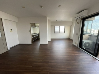 【居間・リビング】 | ライオンズステーションプラザ南浦和 | LDK約15.2畳