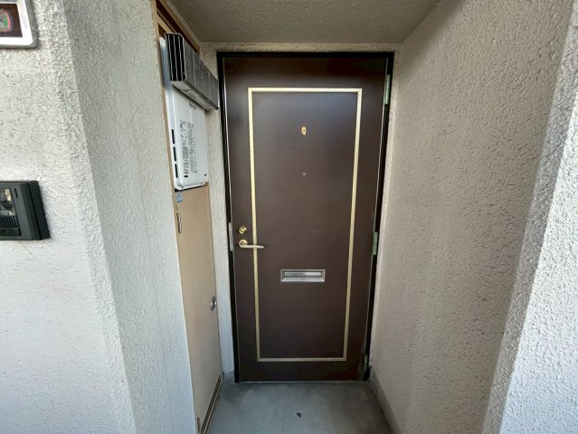 アサヒパレス港町の玄関