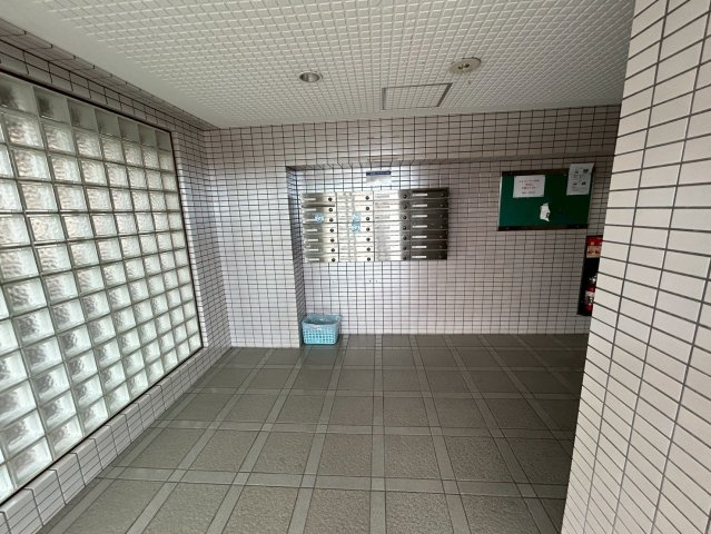 アサヒパレス港町のロビー