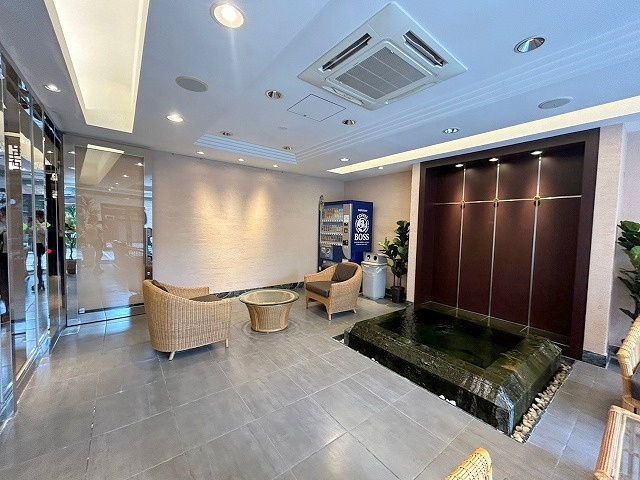 アーバンフラッツ西中島のロビー