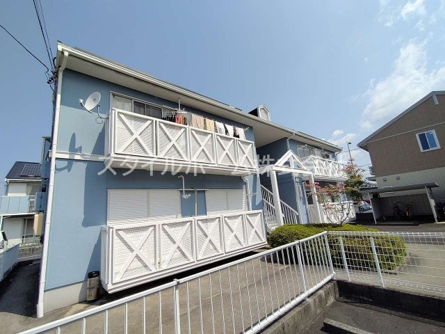 フレグランス三ツ相　B棟の外観パース