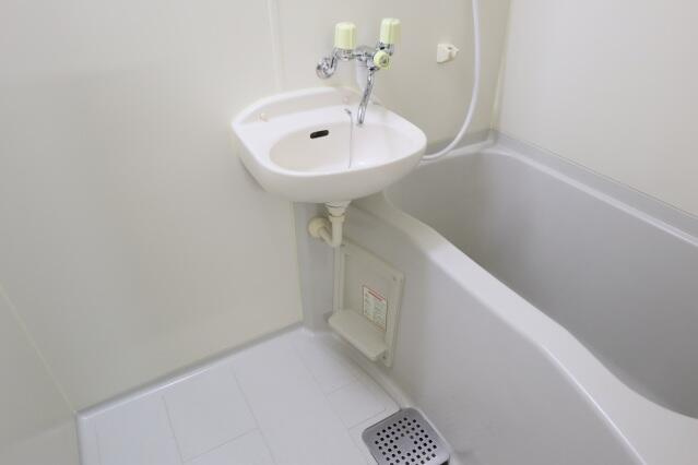 貳室邸マンションの浴室| 