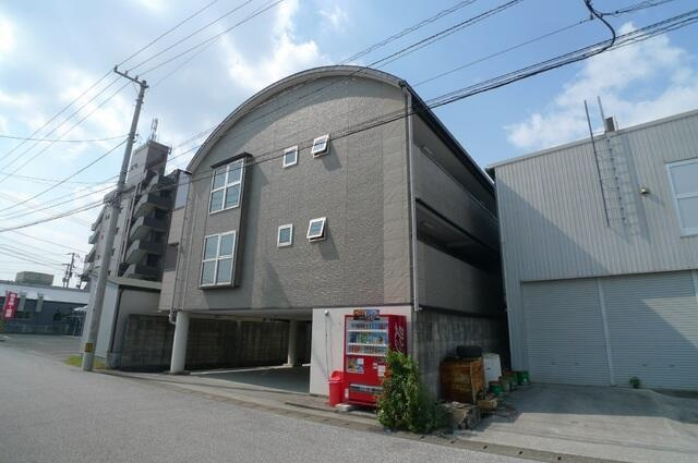 貳室邸マンションの外観| 