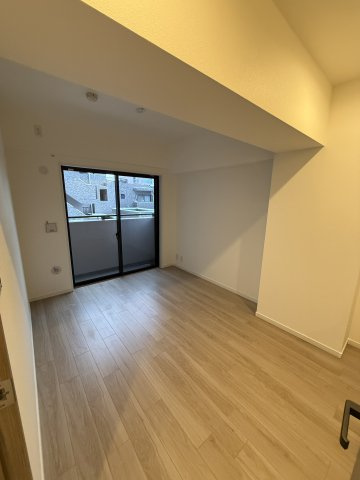 ライオンズマンション北烏山の洋室|個人の部屋や寝室として使える洋室です