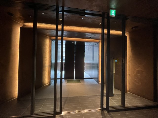 【エントランス】