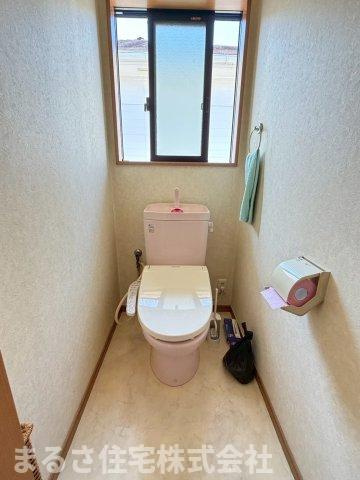 吉村町北中甲　中古戸建のトイレ